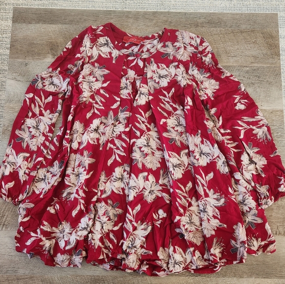 Akira Chicago Red Label Blouse With Pockets. - Picture 8 of 16